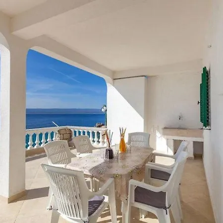 Nena St - One Bedroom With Terrace And Sea View A4 Pisak